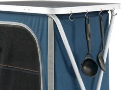 Easy Camp Metz Campingkast - Blauw 8 Easy Camp Metz Campingkast - Blauw -Buiten kamperen 1068 1900 5709388128607 metz feature photo5