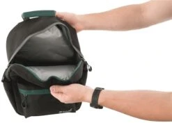 Outwell Cormorant Koelrugzak - Zwart 6 Outwell Cormorant Koelrugzak - Zwart -Buiten kamperen 1069 1900 cor 1