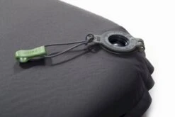 Exped SIM Comfort 7.5 LW Zelfopblazende Slaapmat -Buiten kamperen 1267 1900 6183 sim comfort valve in close 5472x3648 4