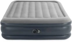 Intex Deluxe Pillow Rest Raised Luchtbed - Queensize - Ingebouwde Elektrische Pomp -Buiten kamperen 1320 1900 64136 prd2 2023 300