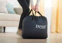 Intex Ultra Plush Luchtbed - Eenpersoons - Ingebouwde Elektrische Pomp -Buiten kamperen 1320 1900 64426 inuse1 2020 300