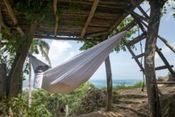 Ticket To The Moon Hangmat 1 Persoons Compact Single - White 8 Ticket To The Moon Hangmat 1 Persoons Compact Single - White -Buiten kamperen 800 1199 copy of 2018 03 31 hammock compact white tmc01 sea view mountain wooden cabin travel ticket to the moon