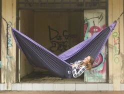 Ticket To The Moon Hangmat 2 Persoons Original Double - Navy Blue/Purple -Buiten kamperen 900 1187 img 2293 1