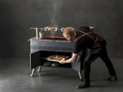 Everdure Hub Houtskool Barbecue - Zwart 11 Everdure Hub Houtskool Barbecue - Zwart -Buiten kamperen 900 1200 9312646028913 5