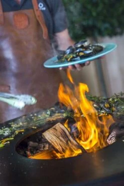 OFYR Classic Black 85 -Buiten kamperen 900 600 ofyr locatie shoot2166