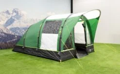 Kampa Brean 4 Tunneltent - 4 Persoons 11 Kampa Brean 4 Tunneltent - 4 Persoons -Buiten kamperen breanair4 3 2