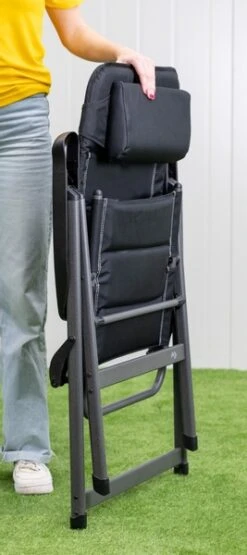 Dometic Luxury Firenze - Standenstoel -Buiten kamperen luxuryfirenze7